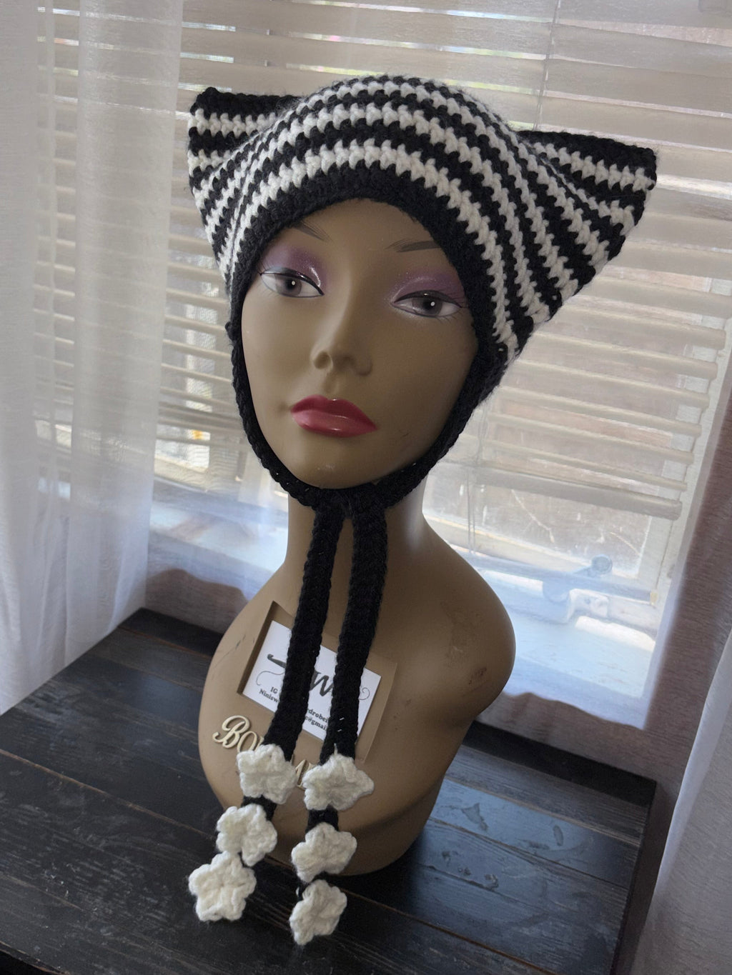 Cat Hat with Flower Ties