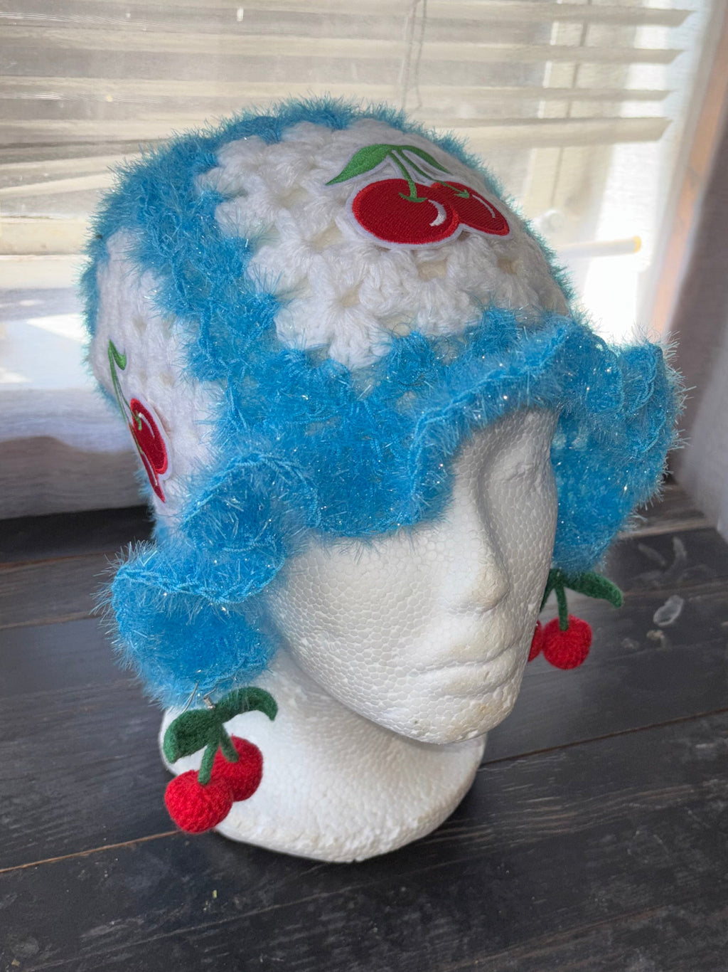 Ruffle Cherry Hat🍒